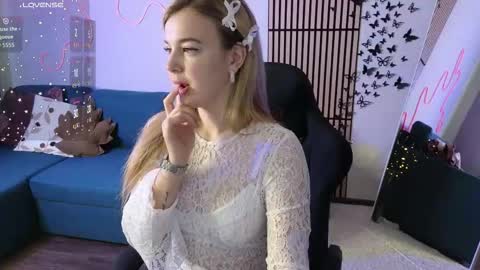 Mel online show from 11.03.25