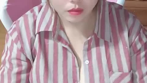 mela7386 online show from 01.18.26