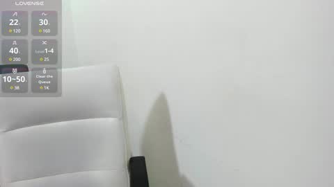 Snapshot of melan_owen chatting on 01.05.25 melan_owen online show from 01.05.25