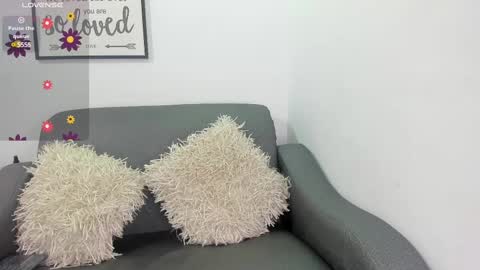 Snapshot of melan_owen chatting on 02.23.25 melan_owen online show from 02.23.25