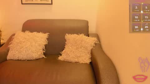 Snapshot of melan_owen chatting on 09.17.25 melan_owen online show from 09.17.25