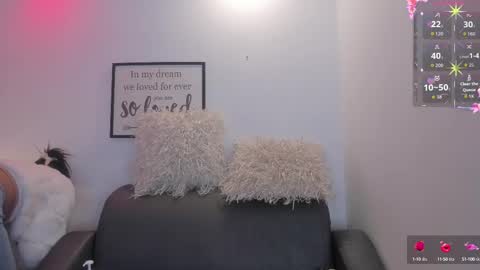 Snapshot of melan_owen chatting on 09.27.25 melan_owen online show from 09.27.25