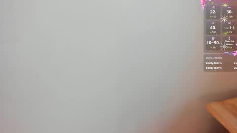 Snapshot of melan_owen chatting on 10.11.25 melan_owen online show from 10.11.25