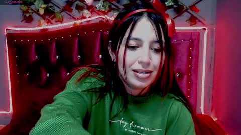 Snapshot of melani_cute01 chatting on 12.23.24 melani_cute01 online show from 12.23.24