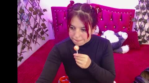 Snapshot of melani_cute01 chatting on 04.29.26 melani_cute01 online show from 04.29.26