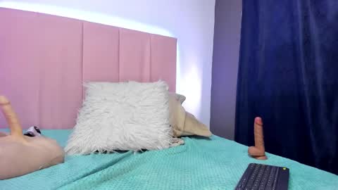 MELANI - online show from 02.20.25