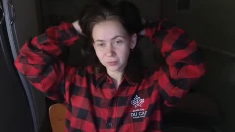 Snapshot of melania____ chatting on 11.22.25 Mila online show from 11.22.25