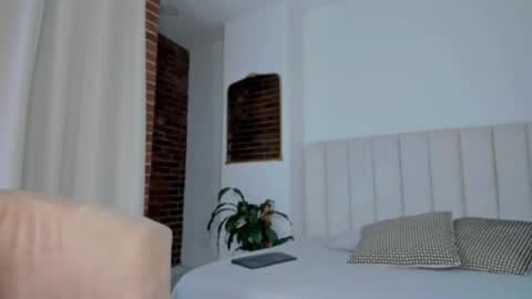 melanie_diaz online show from 12.14.25