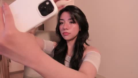 Snapshot of melanie_owo chatting on 02.12.26 Melanie online show from 02.12.26