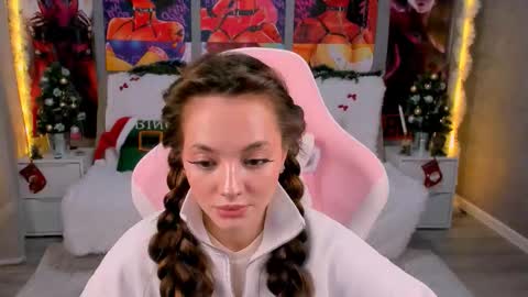 Snapshot of melaniealves chatting on 01.18.26 MelanieAlves online show from 01.18.26