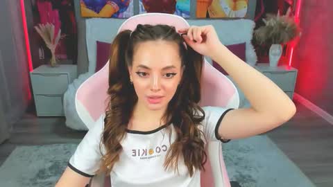 Snapshot of melaniealves chatting on 02.06.26 MelanieAlves online show from 02.06.26