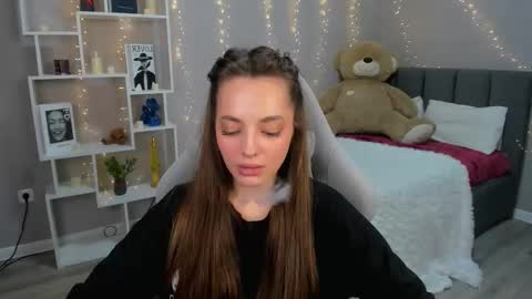 Snapshot of melaniealves chatting on 02.11.26 MelanieAlves online show from 02.11.26