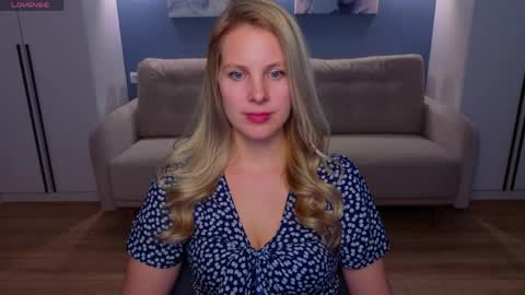Snapshot of melaniebennett chatting on 04.23.26 Melanie Bennett online show from 04.23.26
