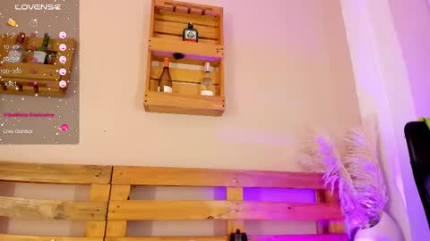 Melanie online show from 02.22.25