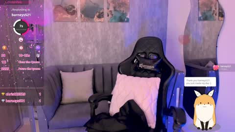 Snapshot of melaniehudson_ chatting on 12.12.24 Melanie online show from 12.12.24