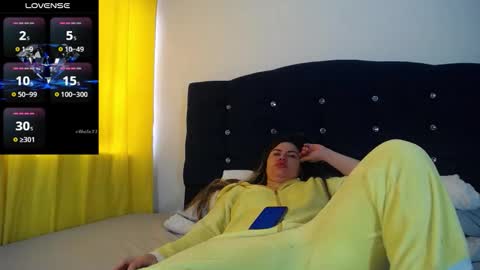 Melanie Parker online show from 11.30.25