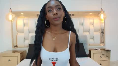 Snapshot of melaniepatton chatting on 09.16.25 Melanie online show from 09.16.25