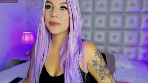 Snapshot of melanieroux chatting on 01.30.25 Melanie Roux online show from 01.30.25