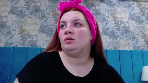 melanniebrown online show from 01.04.25