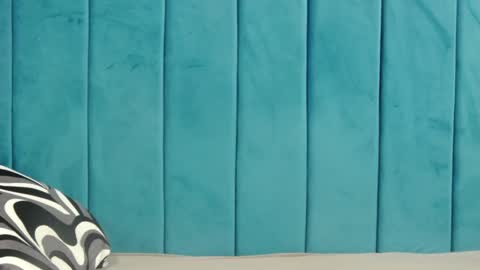 melanniebrown online show from 01.14.25