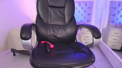 MelanyLuv online show from 02.26.25