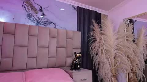 Snapshot of melanny_luv chatting on 05.22.26 MelanyLuv online show from 05.22.26