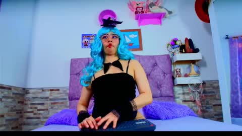 Snapshot of melannytaylor_1 chatting on 11.18.25 Melanny taylor online show from 11.18.25