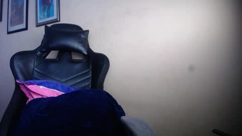 melany online show from 12.30.24