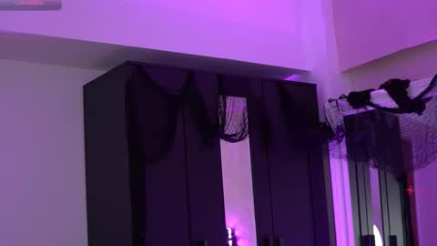 Snapshot of melanyass chatting on 11.01.25 Mellanya online show from 11.01.25