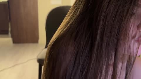 Snapshot of melanybunny chatting on 12.06.24 Adel online show from 12.06.24