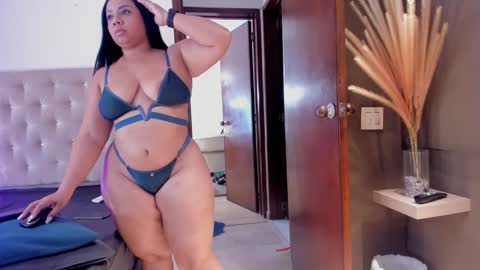 Snapshot of melanyshayk chatting on 01.23.25 Melany online show from 01.23.25