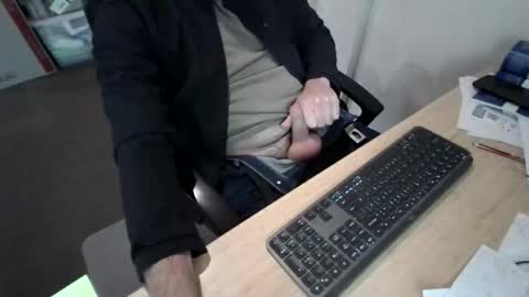 melbguy_075 online show from 05.27.26
