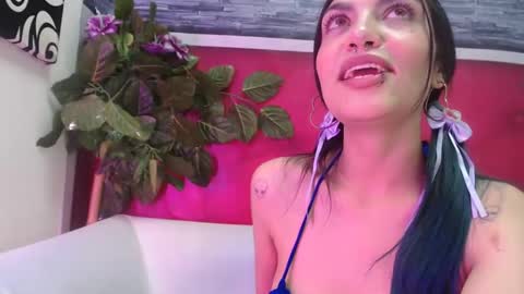 melhiza online show from 03.12.25