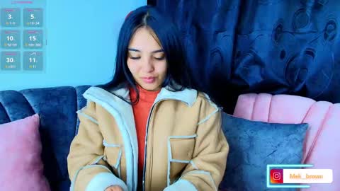    Independent model online show from 09.21.25