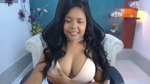 Snapshot of melika_sweet chatting on 03.19.26 eli online show from 03.19.26