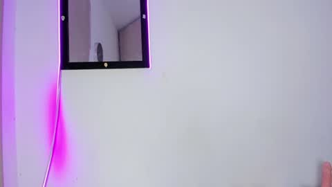 Snapshot of melinamartins chatting on 06.11.26 M E L I N A online show from 06.11.26