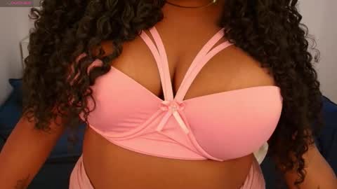 Snapshot of melinda_gray chatting on 04.15.26 Melinda online show from 04.15.26