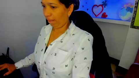 Snapshot of melisa_14 chatting on 04.27.26 Melisa online show from 04.27.26