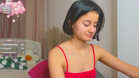 Victoria online show from 12.21.24