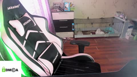 melisanilson online show from 04.06.26