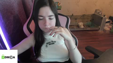 melisanilson online show from 04.07.26