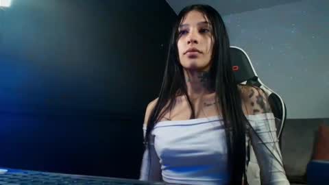 Snapshot of melissa_999g chatting on 11.14.25 The Best deepthroat ever. online show from 11.14.25