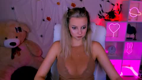 Melissa online show from 10.23.25