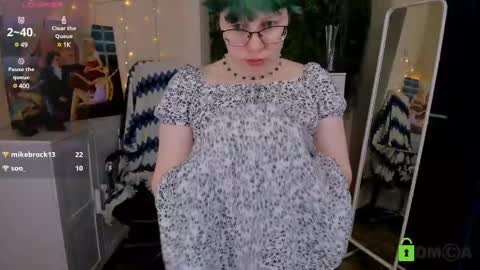 Snapshot of melissa_wells chatting on 02.25.25 Melissa online show from 02.25.25