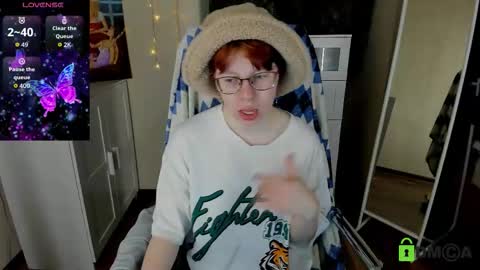 Snapshot of melissa_wells chatting on 11.02.25 Melissa online show from 11.02.25