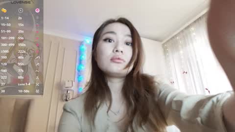 Lisaa online show from 03.25.26