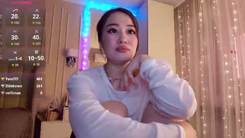 Lisaa online show from 07.18.26
