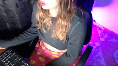 Snapshot of melissacut3x chatting on 04.15.26 melissacut3x online show from 04.15.26