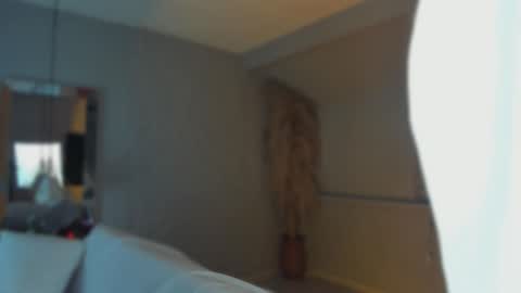 M E L I S S A  online show from 01.15.26