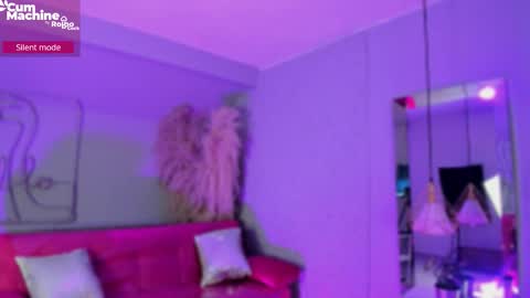 M E L I S S A  online show from 02.18.26